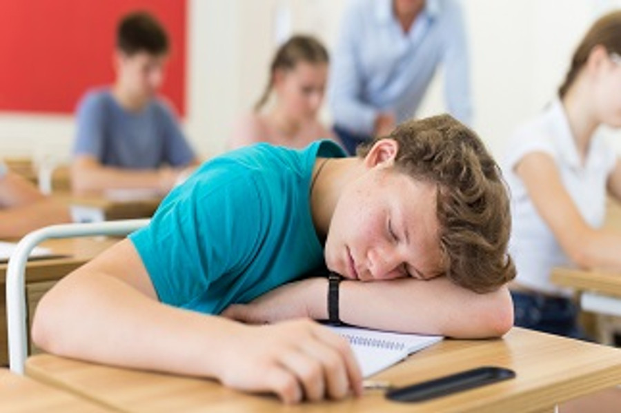 ​Teenagers and Sleep: Why are they so tired, and why does it matter?