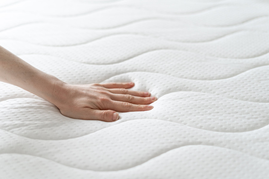 Pros and Cons of Memory Foam Mattresses