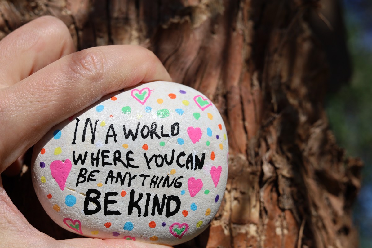 Kindness and sleep: How small acts of kindness can help you sleep better this World Kindness Day